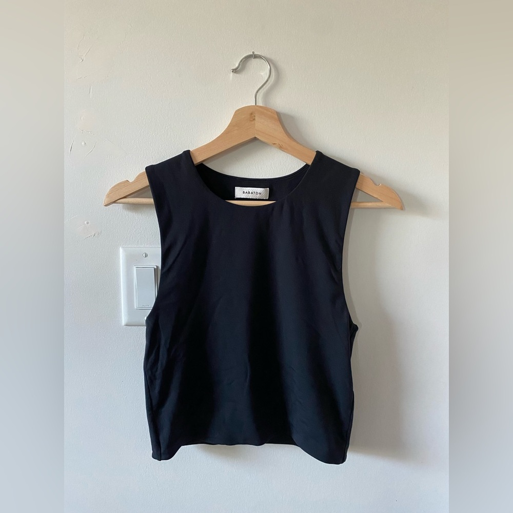 SOLD Aritzia contour muscle tank